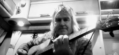 The Alarm to advance release new album – but WITHOUT the music!